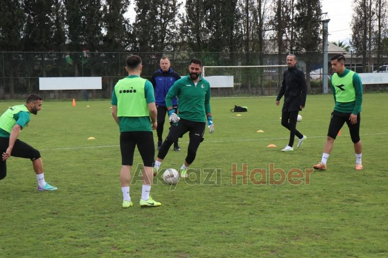 Sakaryaspor'da Boluspor mesaisi başladı