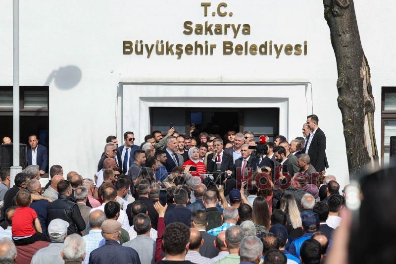 Alemdar, Yüce’den görevi devraldı