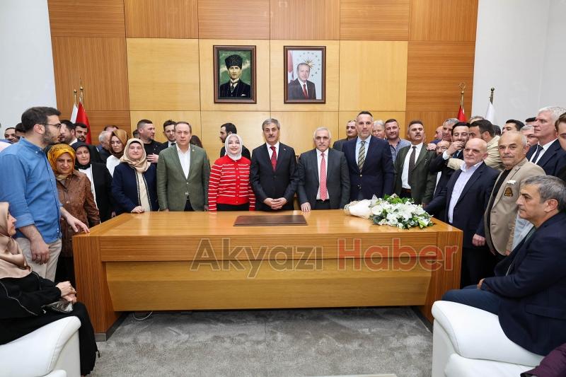 Alemdar, Yüce’den görevi devraldı