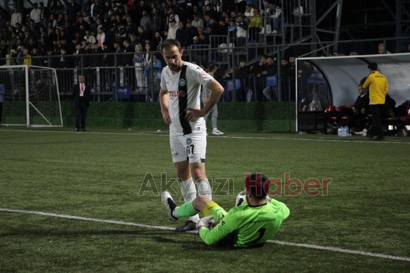 As Akyazıspor Ferizlispor'a mağlup oldu