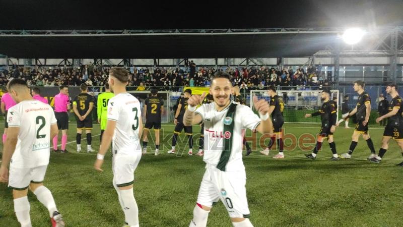 As Akyazıspor Ferizlispor'a mağlup oldu