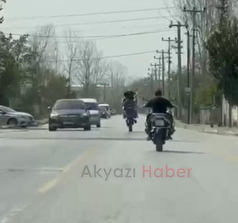 Motosikletli magandanın tehlikeli sürüşü