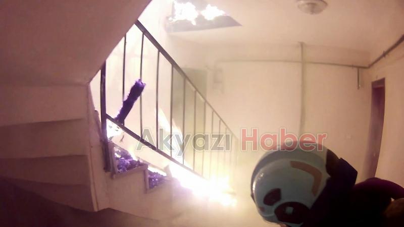 Aksiyon film sahnesi değil, itfaiyenin yangına müdahalesi