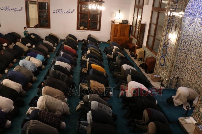 Ali Erbaş son teravih namazını kıldırdı