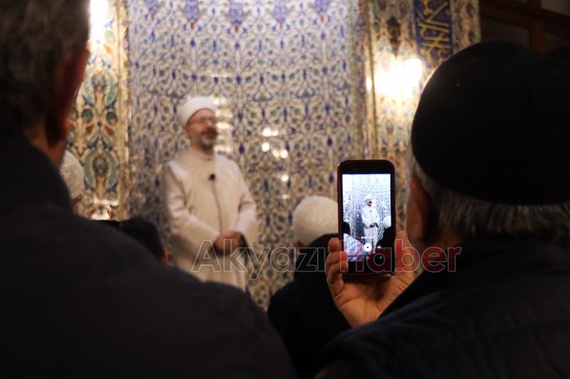 Ali Erbaş son teravih namazını kıldırdı