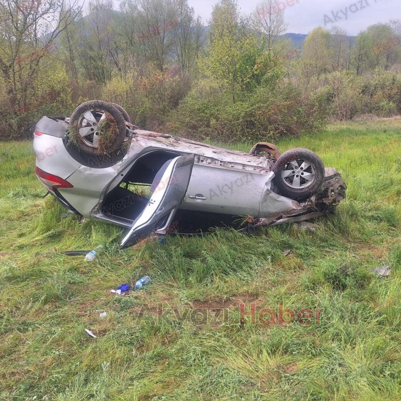 Dokurcun’da Lastiği Patlayan Otomobil Şarampole Yuvarlandı 6 Yaralı