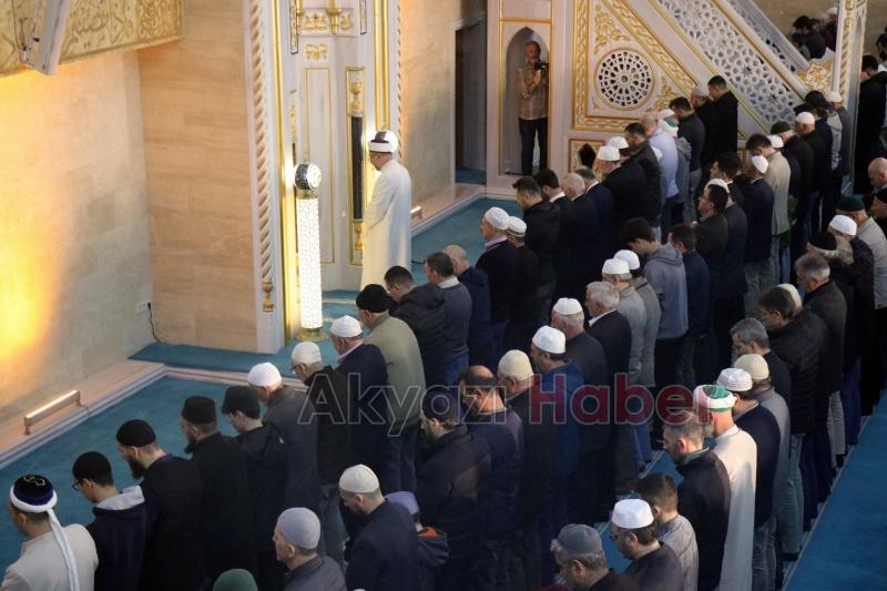 Erbaş, Sakarya’da bayram namazı kıldırdı