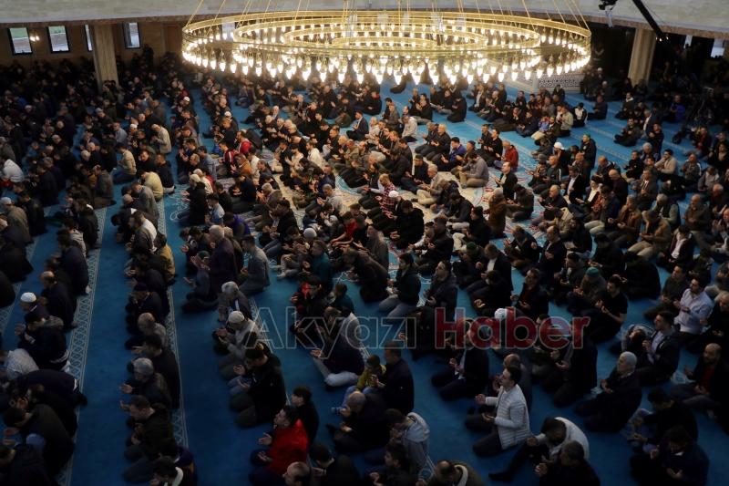 Erbaş, Sakarya’da bayram namazı kıldırdı