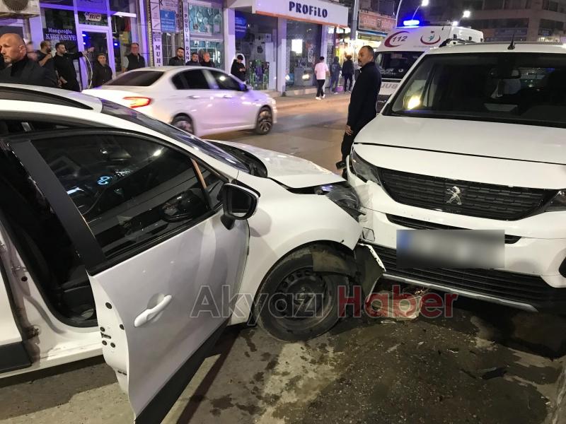 Ada Caddesi'nde Korkutan kaza Biri Çocuk 5 yaralı 
