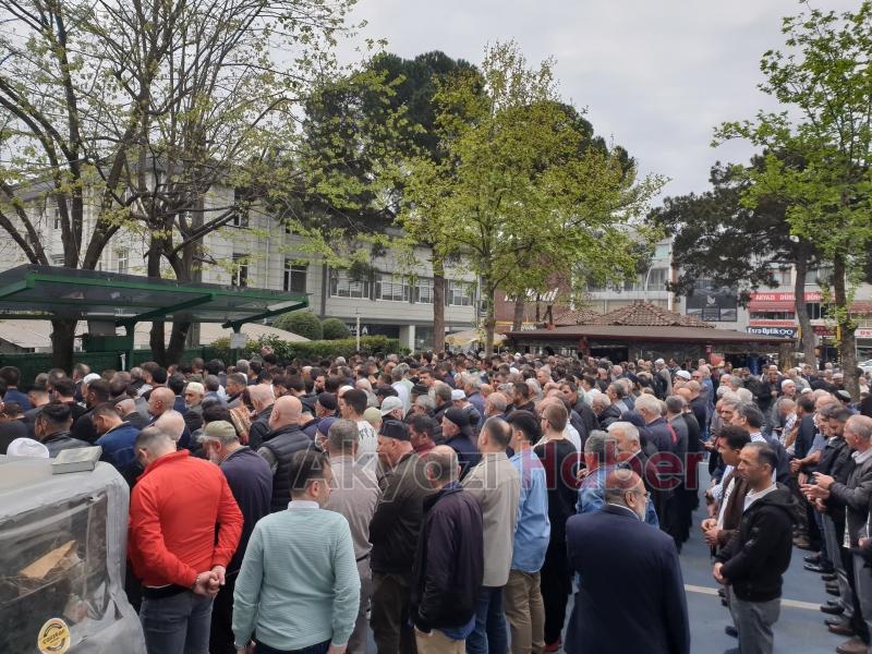 Turgay Özcan defnedildi