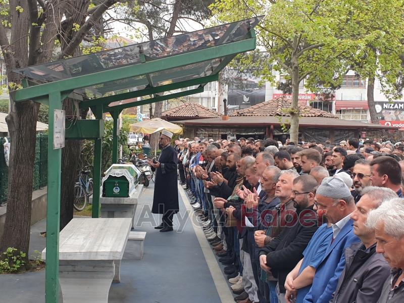 Turgay Özcan defnedildi