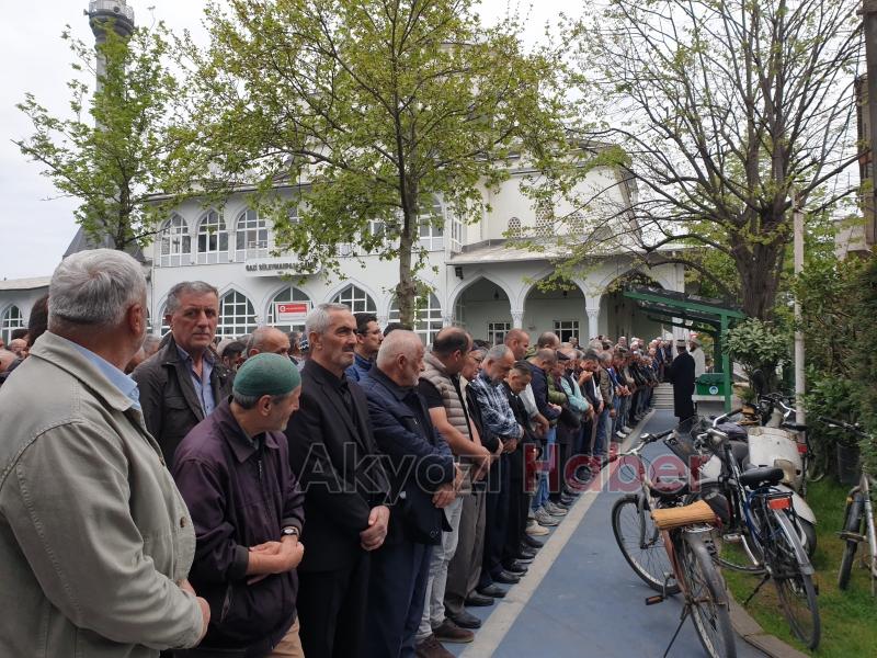 Turgay Özcan defnedildi