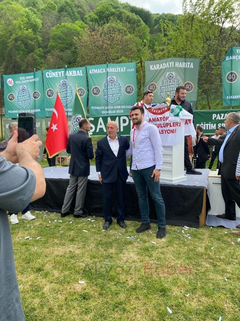 Pazarköyspor'da şampiyonluk sevinci