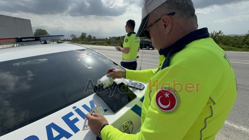 Selektörle radar uyarısına ceza