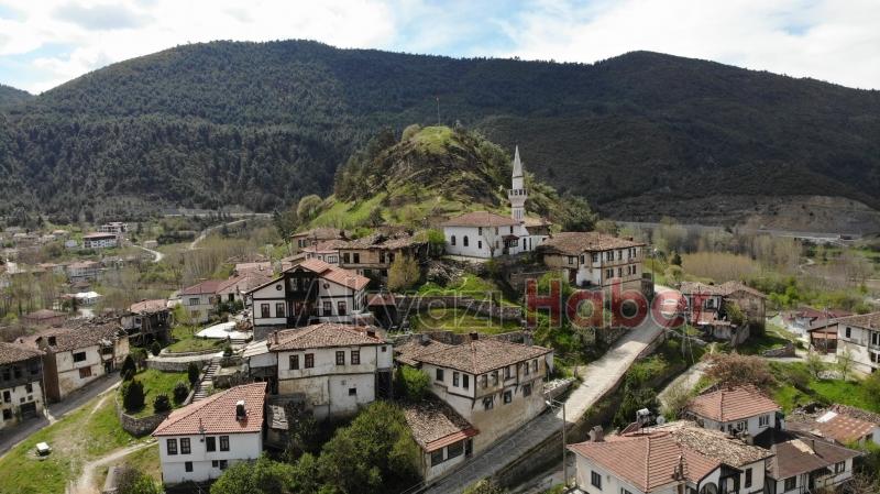 Taraklı'nın tarihi evleri Hayran bırakıyor