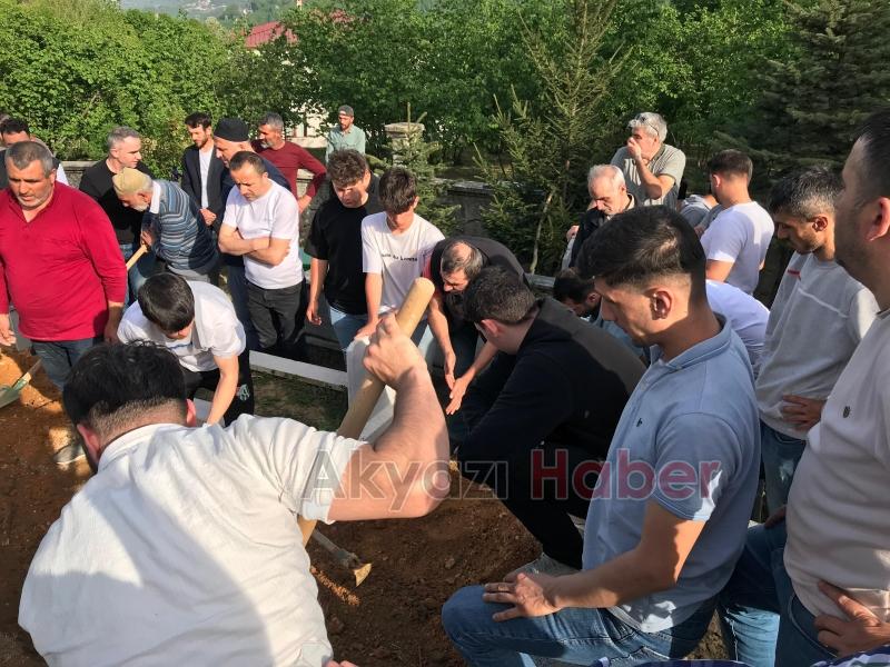 Ayağını çapa makinesine kaptıran Tacettin amca toprağa verildi