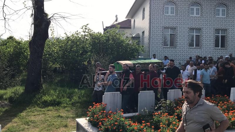 Ayağını çapa makinesine kaptıran Tacettin amca toprağa verildi