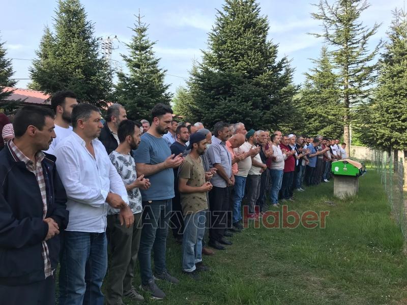 Ayağını çapa makinesine kaptıran Tacettin amca toprağa verildi