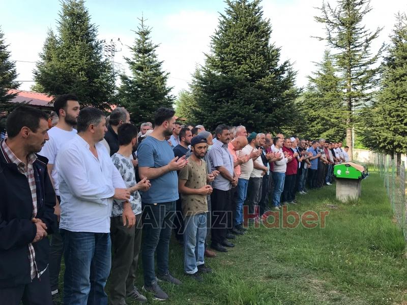 Ayağını çapa makinesine kaptıran Tacettin amca toprağa verildi