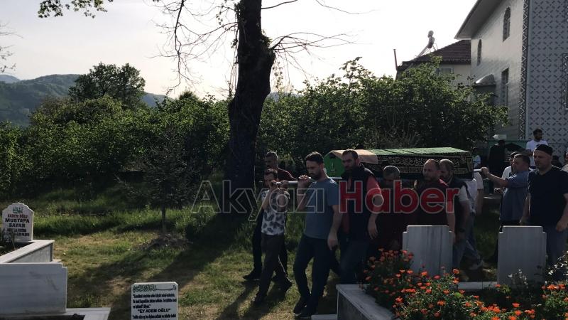 Ayağını çapa makinesine kaptıran Tacettin amca toprağa verildi