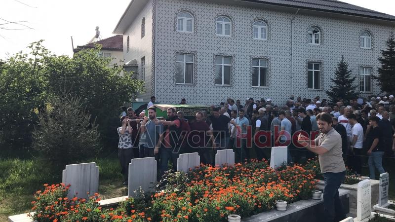 Ayağını çapa makinesine kaptıran Tacettin amca toprağa verildi