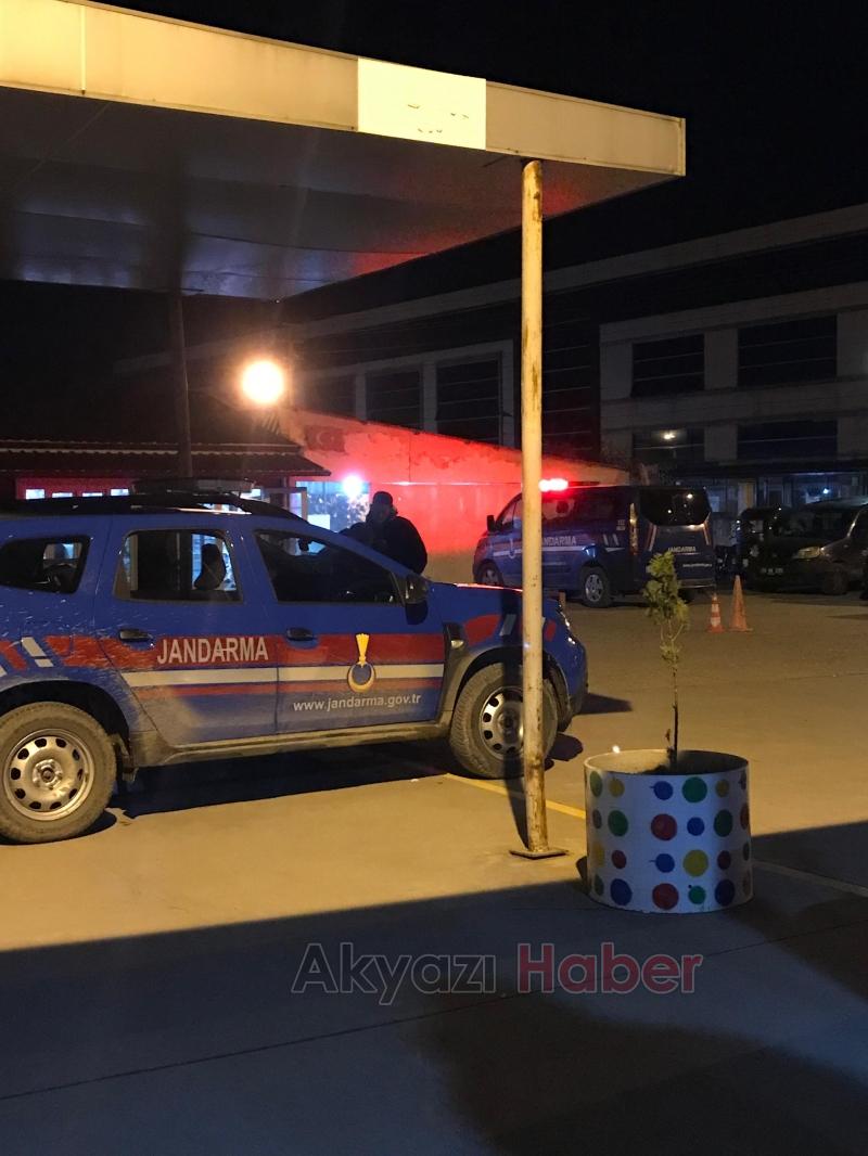 Annesini benzin döküp yaktı