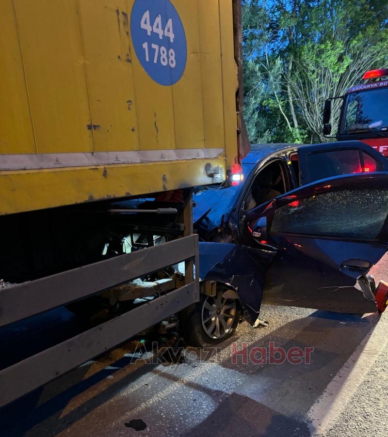 D-100'de feci kaza: 1 ölü, 2 yaralı