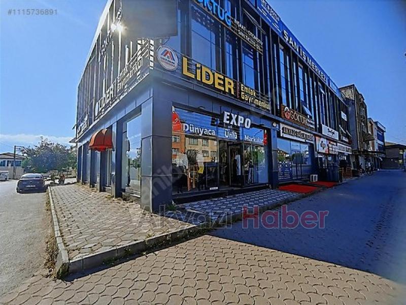 Akyazı Merkezde Devren Satılık Giyim Mağazası!
