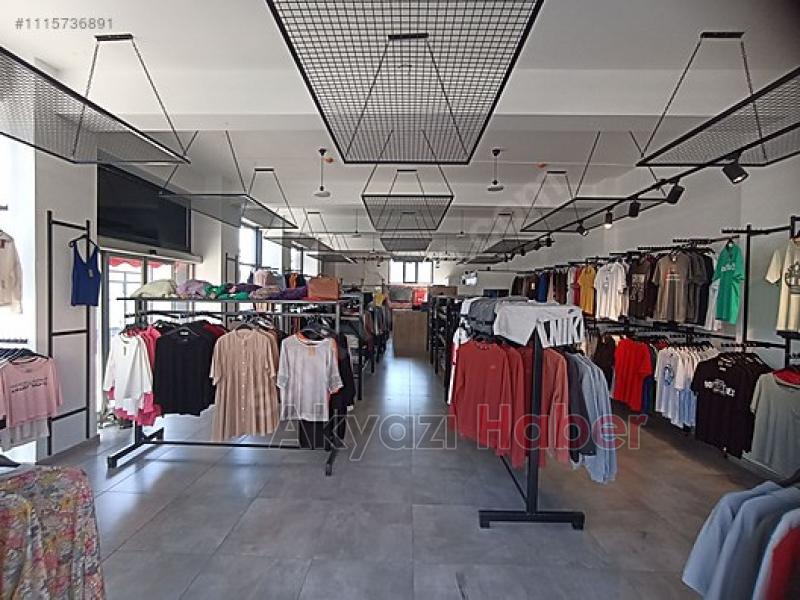 Akyazı Merkezde Devren Satılık Giyim Mağazası!