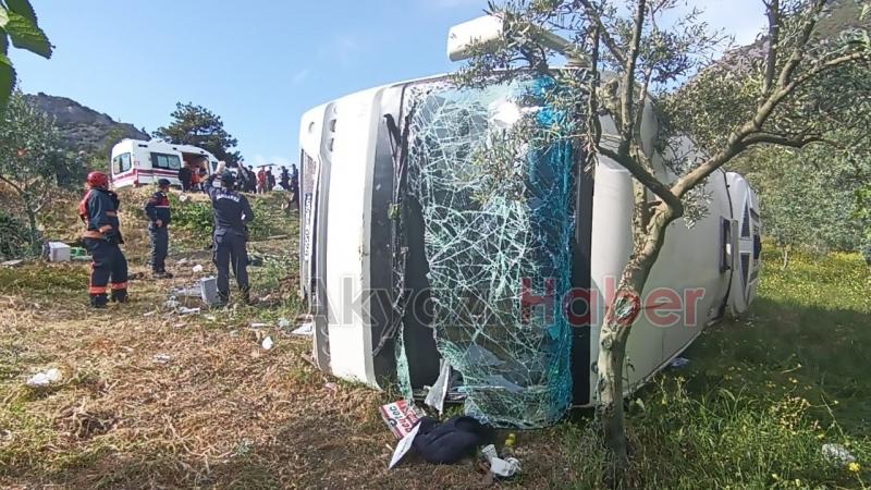 Öğrencilerin gezisi faciayla sonuçlandı: 12 yaralı