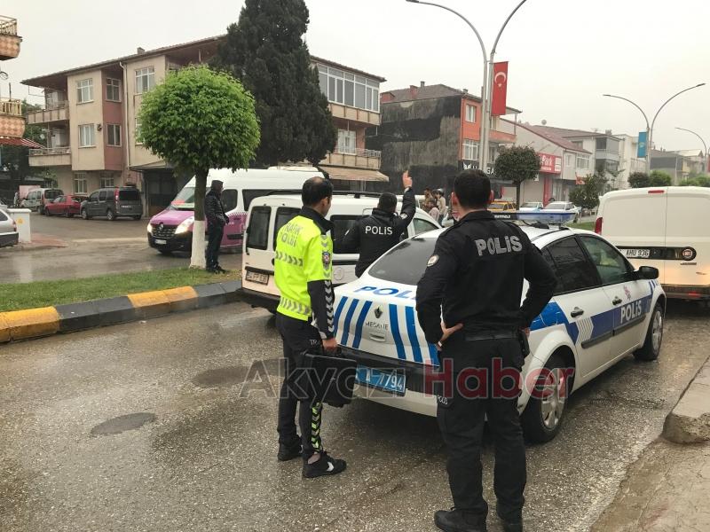 Ada Caddesi'nde Korkutan Kaza 1 Yaralı