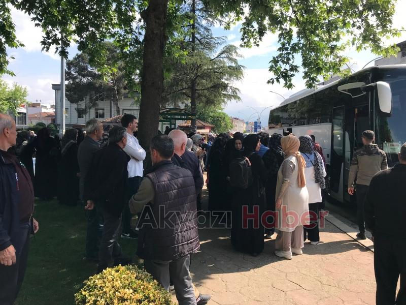 Akyazı'da ilk hac kafilesi yola çıktı