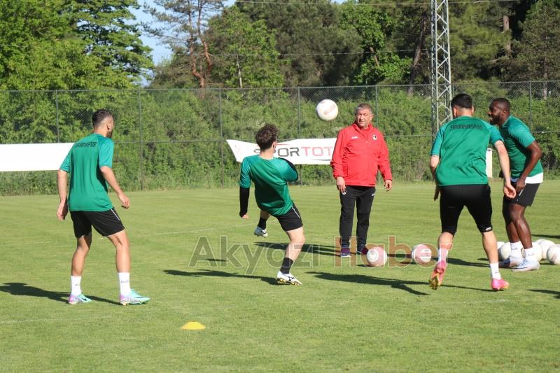 Ezeli rekabette 39. randevu