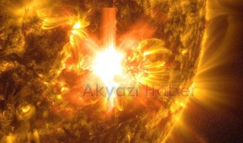 Güneş'te patlama: NASA fotoğraf yayınladı