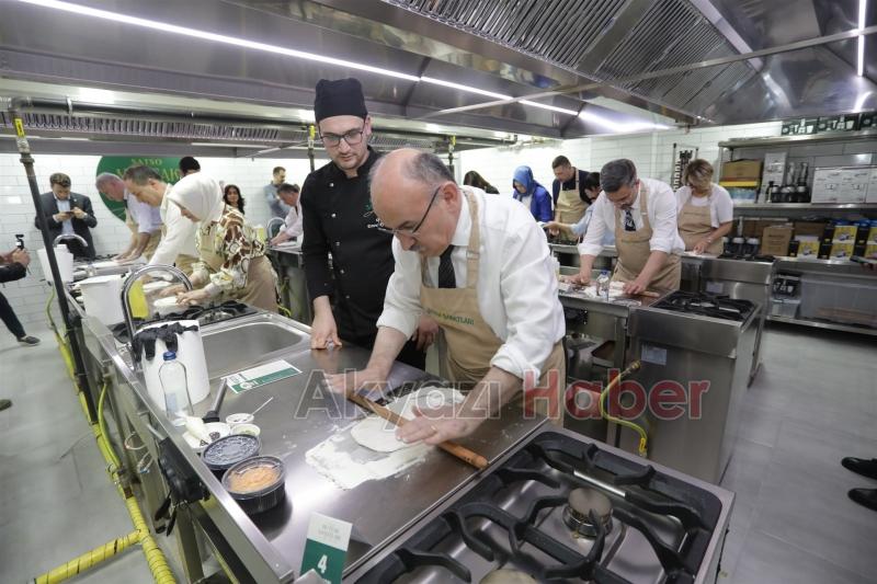 Protokol mutfağa geçti yemek yaptı