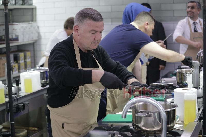 Protokol mutfağa geçti yemek yaptı