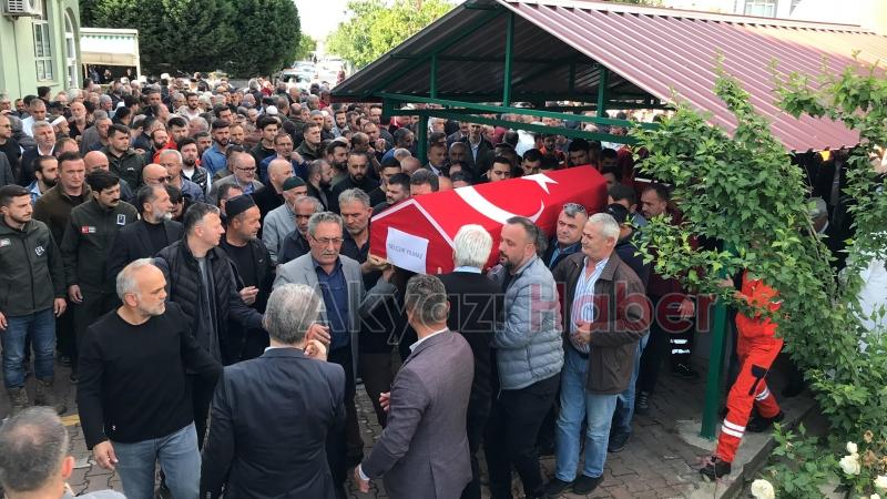 Patlamada hayatını kaybeden ormancı toprağa verildi