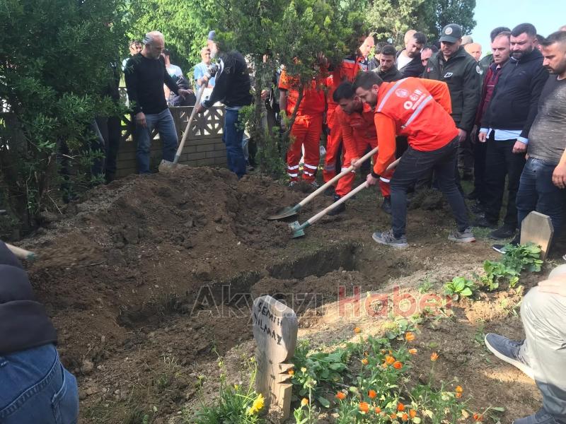 Patlamada hayatını kaybeden ormancı toprağa verildi
