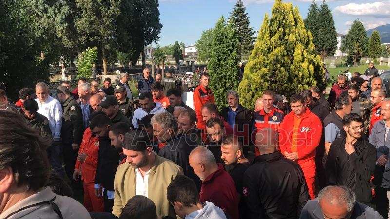 Patlamada hayatını kaybeden ormancı toprağa verildi