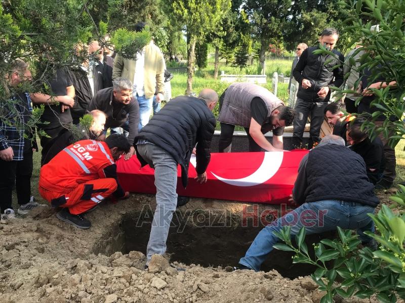 Patlamada hayatını kaybeden ormancı toprağa verildi