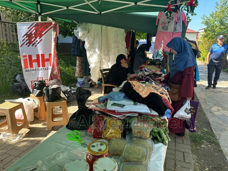 Akyazı'da STK'lardan Gazze nöbeti