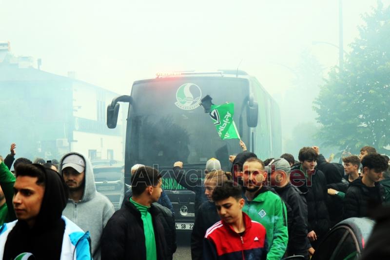 Sakaryaspor'un gözü yarı final maçında