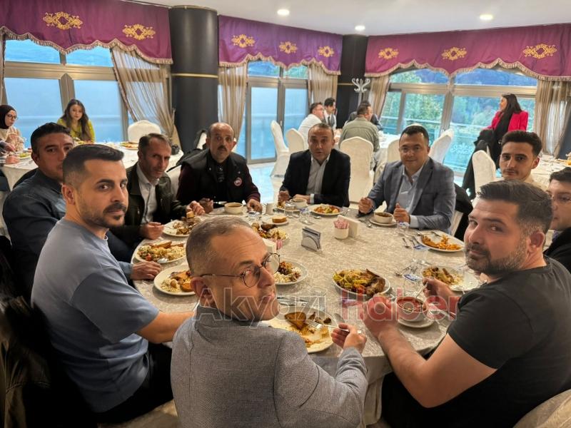 Akyazı Adliyesi Ailesi Keyifli Yemek Programında Buluştu