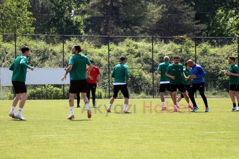 Yeşil siyahlılar final hazırlıklarına devam ediyor