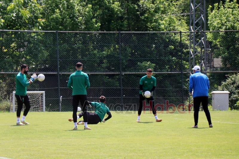 Yeşil siyahlılar final hazırlıklarına devam ediyor