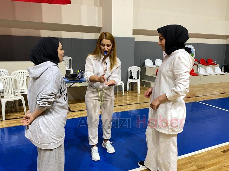 İnönü Anaokulu’nda geleneksel futbol ve voleybol müsabakaları yapıldı