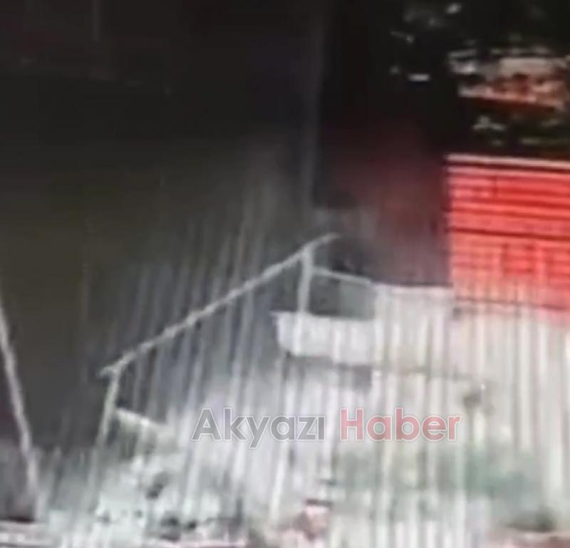 3 işçinin yaralandığı olayda iskelenin çökme anı kamerada