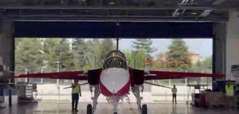 Hava Kuvvetleri Komutanı Orgeneral Kadıoğlu, HÜRJET ile uçtu