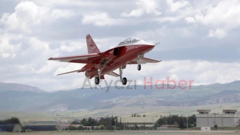 Hava Kuvvetleri Komutanı Orgeneral Kadıoğlu, HÜRJET ile uçtu