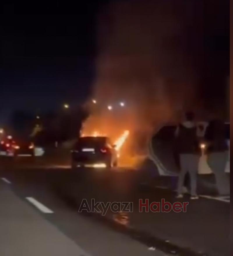 D 100 de kaza  Araç alev topuna döndü